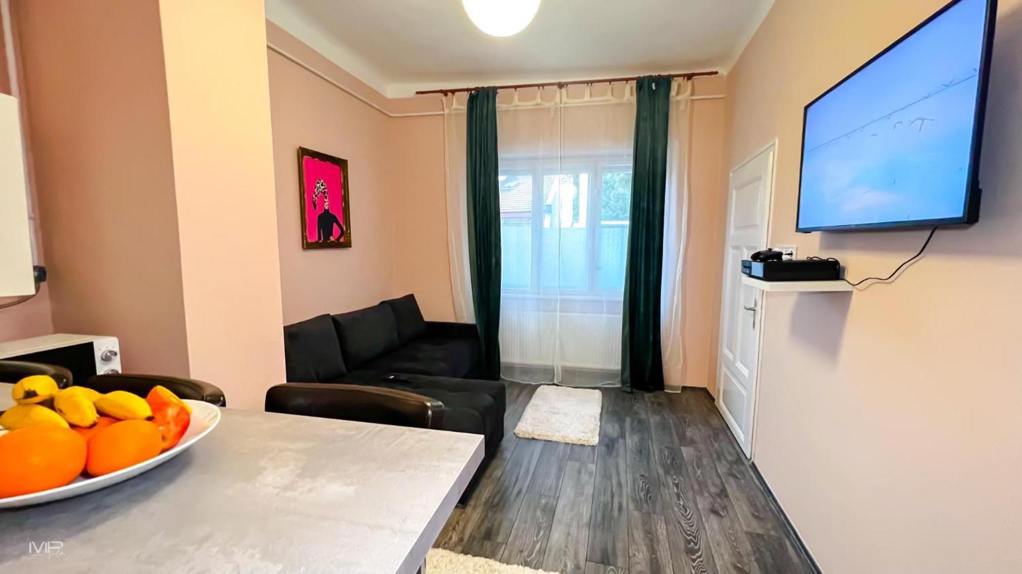 Flamingo Rezidencia Apartman Eger Exterior foto